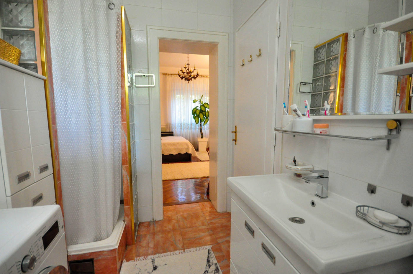 Квартира, 1076 м², 340 159$ — FAKTOR